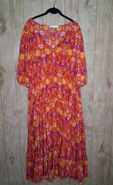 Abel the Label Tiered Floral Dress Size Medium Orange & Red 1/2 Sleeves